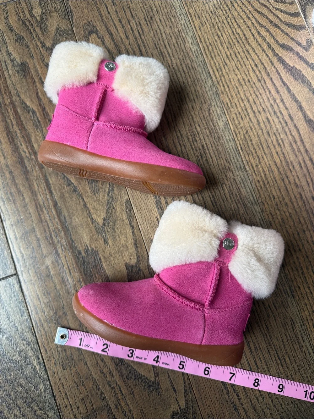 UGG Pink Shearling-Trim Kids Boots size 6 baby walker euc